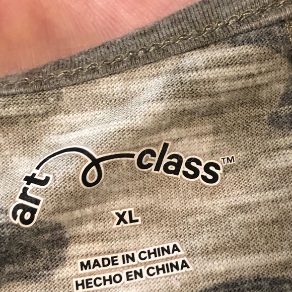 Camouflage T-shirt for Women - Picture 8 of 8